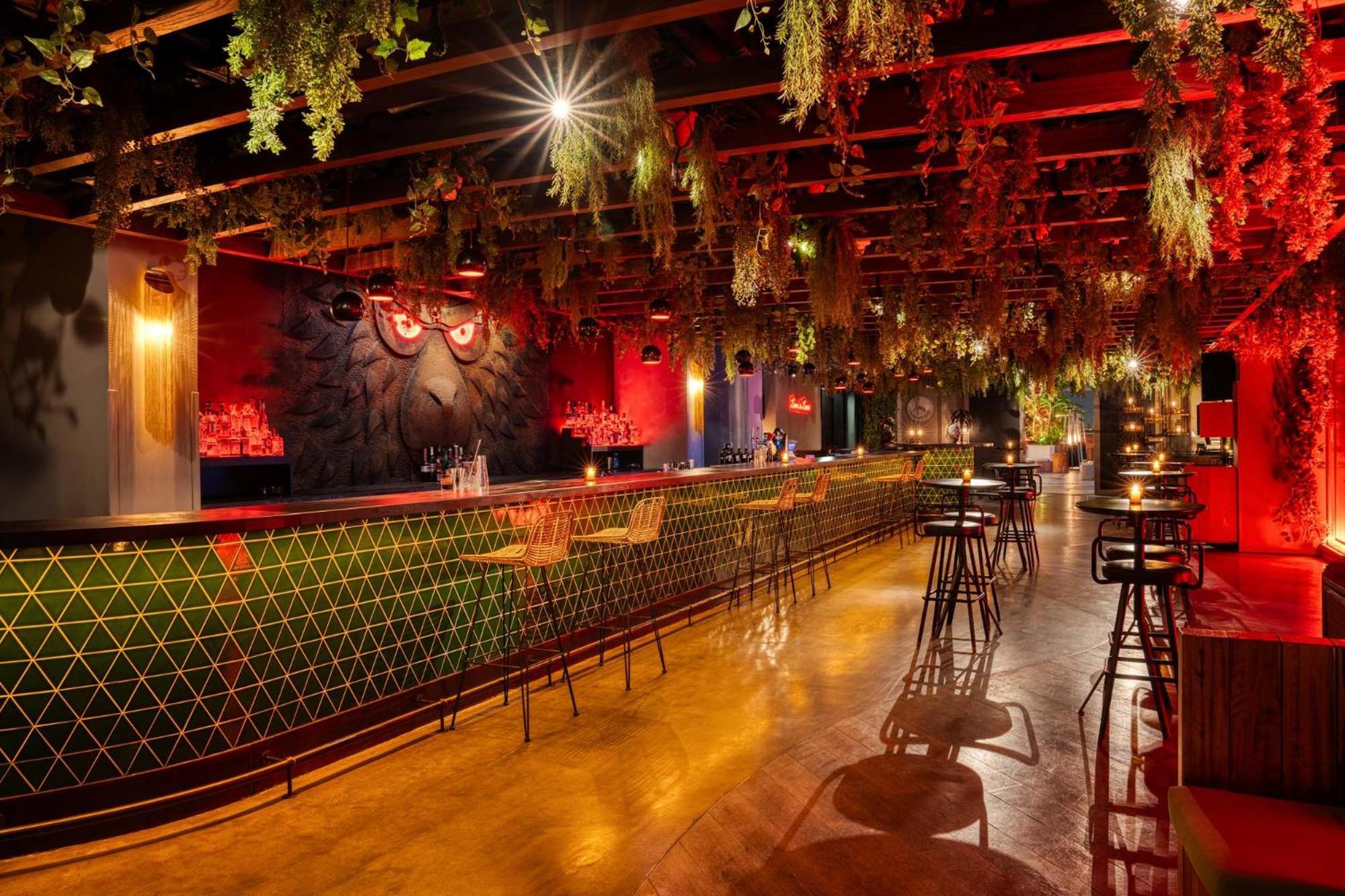 25Hours Hotel Dubai One Central Екстериор снимка The interior of the nightclub